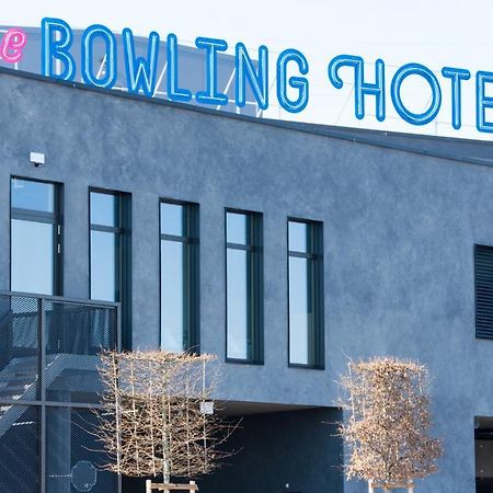 The Bowling Hotel Grens Екстер'єр фото