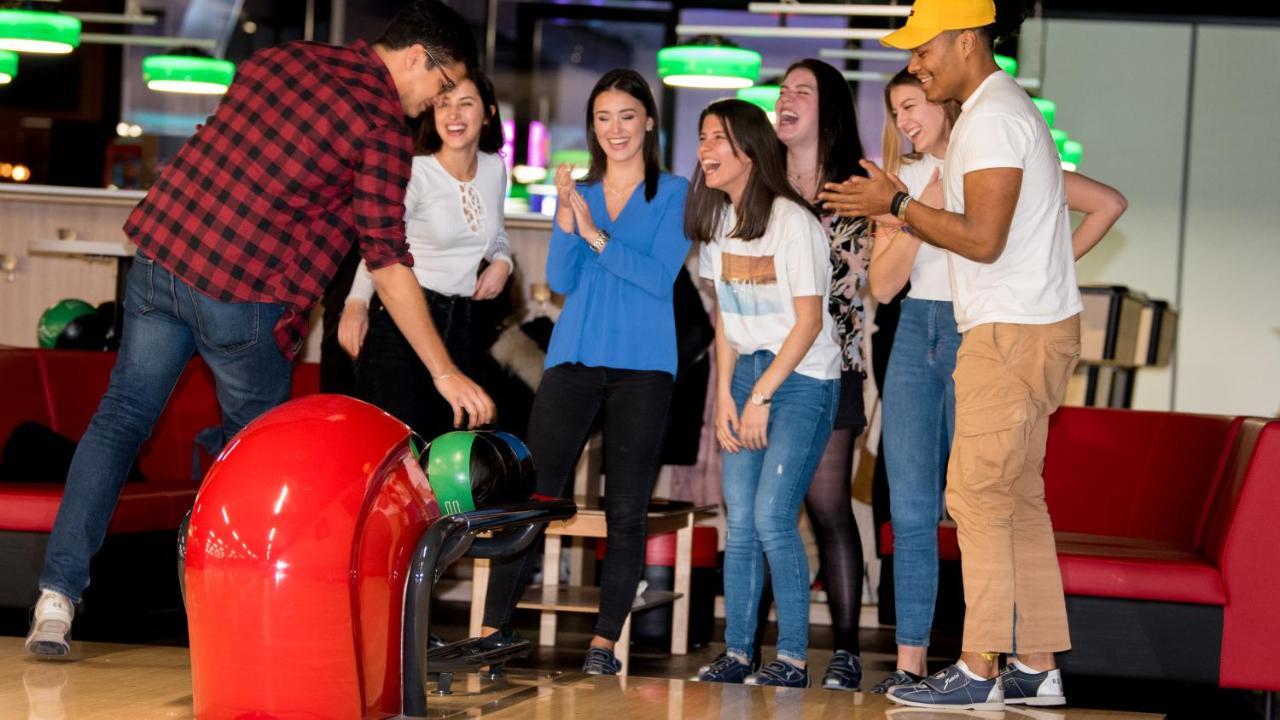 The Bowling Hotel Grens Екстер'єр фото